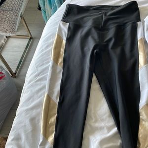 Aqua brand leggings in black gold and white